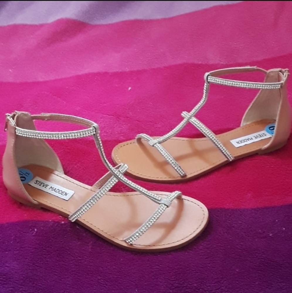 Steve Madden | Strappy Sandals